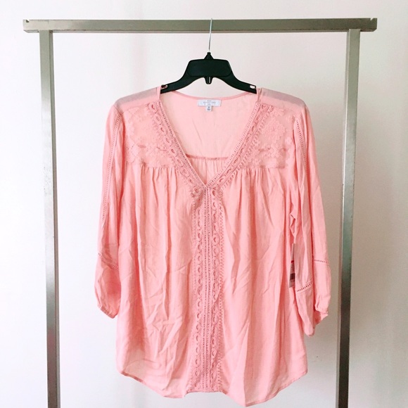 ✨Pink Himalayan Blouse✨ - Picture 3 of 5